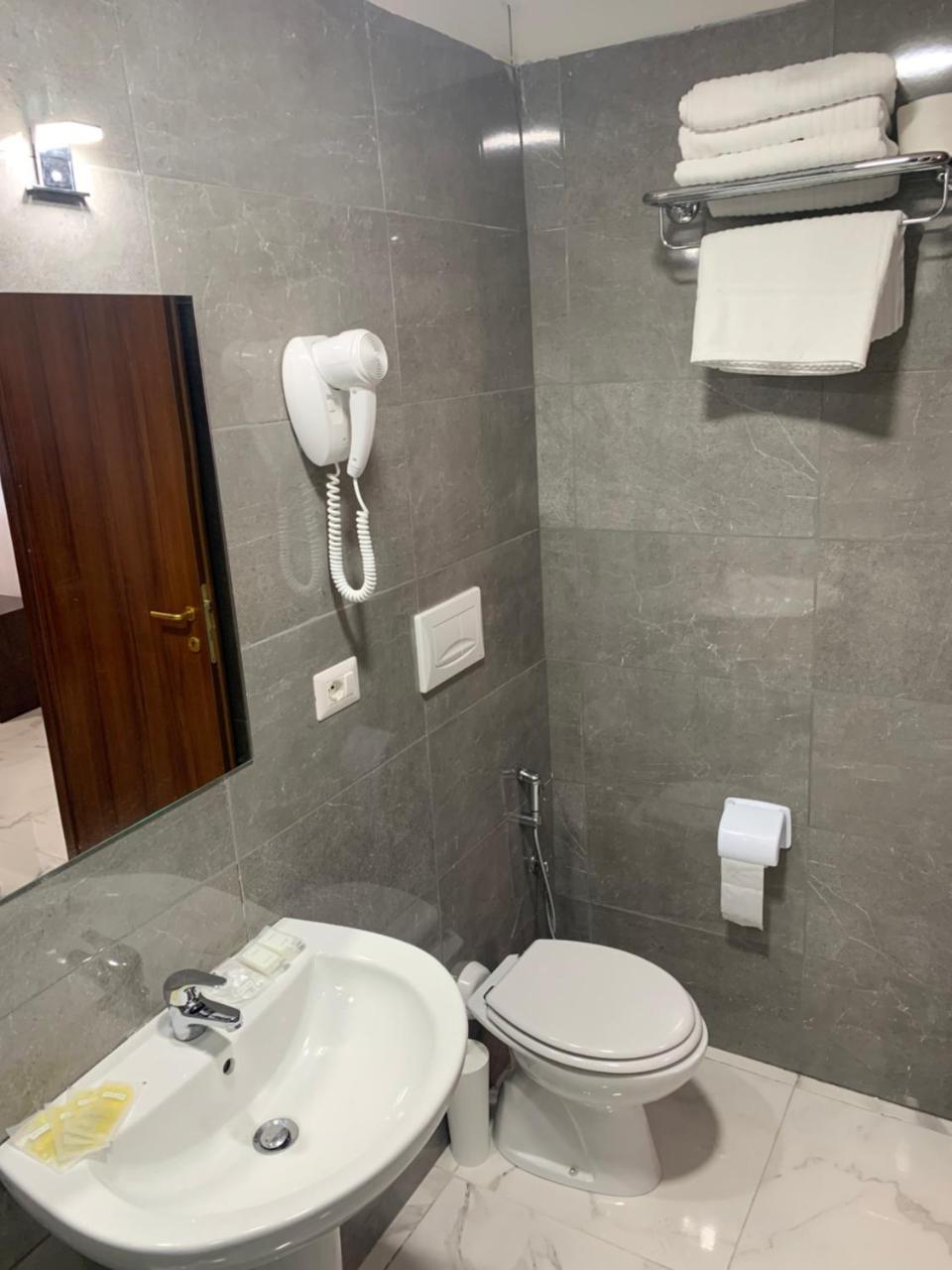 Serena House 罗马 外观 照片